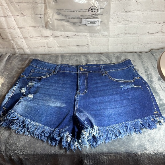 Jeans Denim shorts size XL New - Picture 9 of 15
